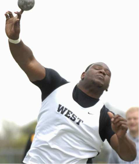 Kyrin Tucker throwing shot-put at intercity
Photo by Randy sharer
