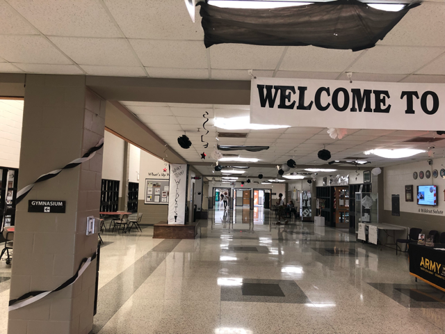 As students walk in the school they are greeted with decorations to help celebrate Homecoming Week.
