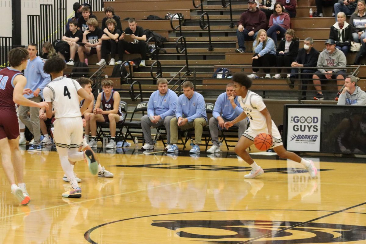 Sophomore Maliq Givens gave the Wildcats some solid minutes on Tuesday night. Head Coach Ed Hafermann is looking forward to seeing Maliq continue to grow this season.